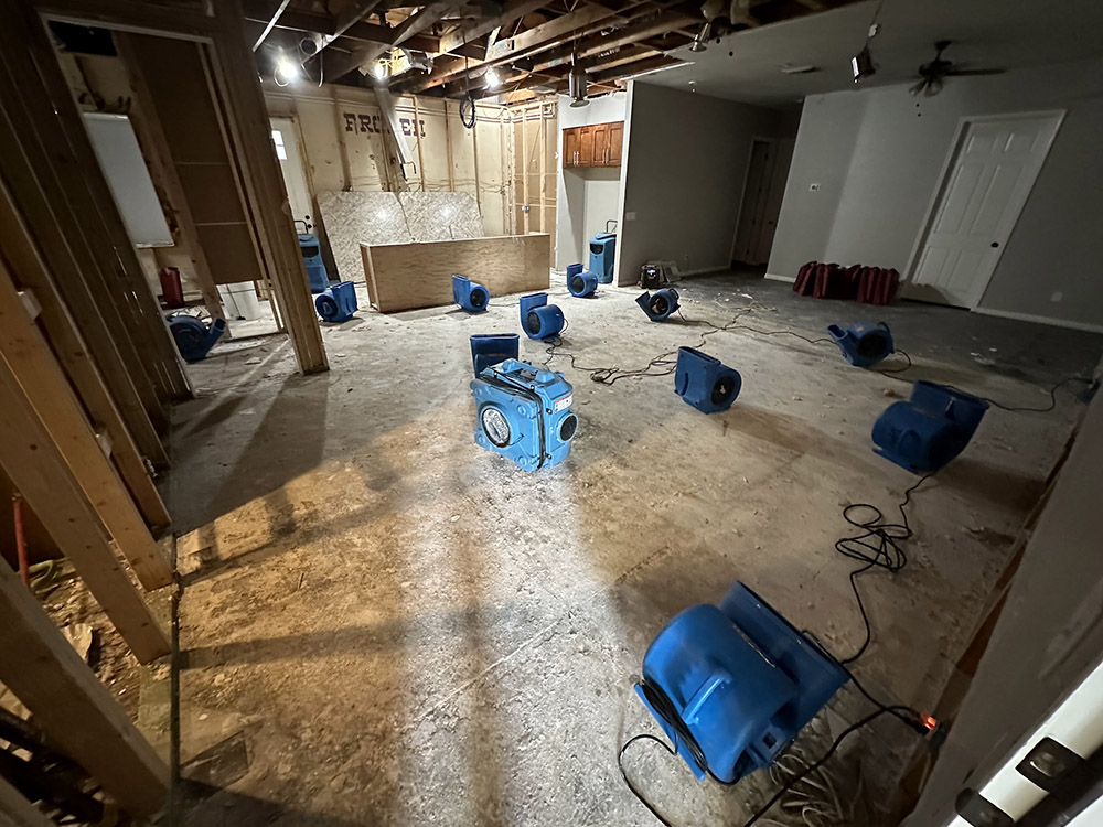 Flood damage cleanup service Safford AZ - Disaster Masters Restoration