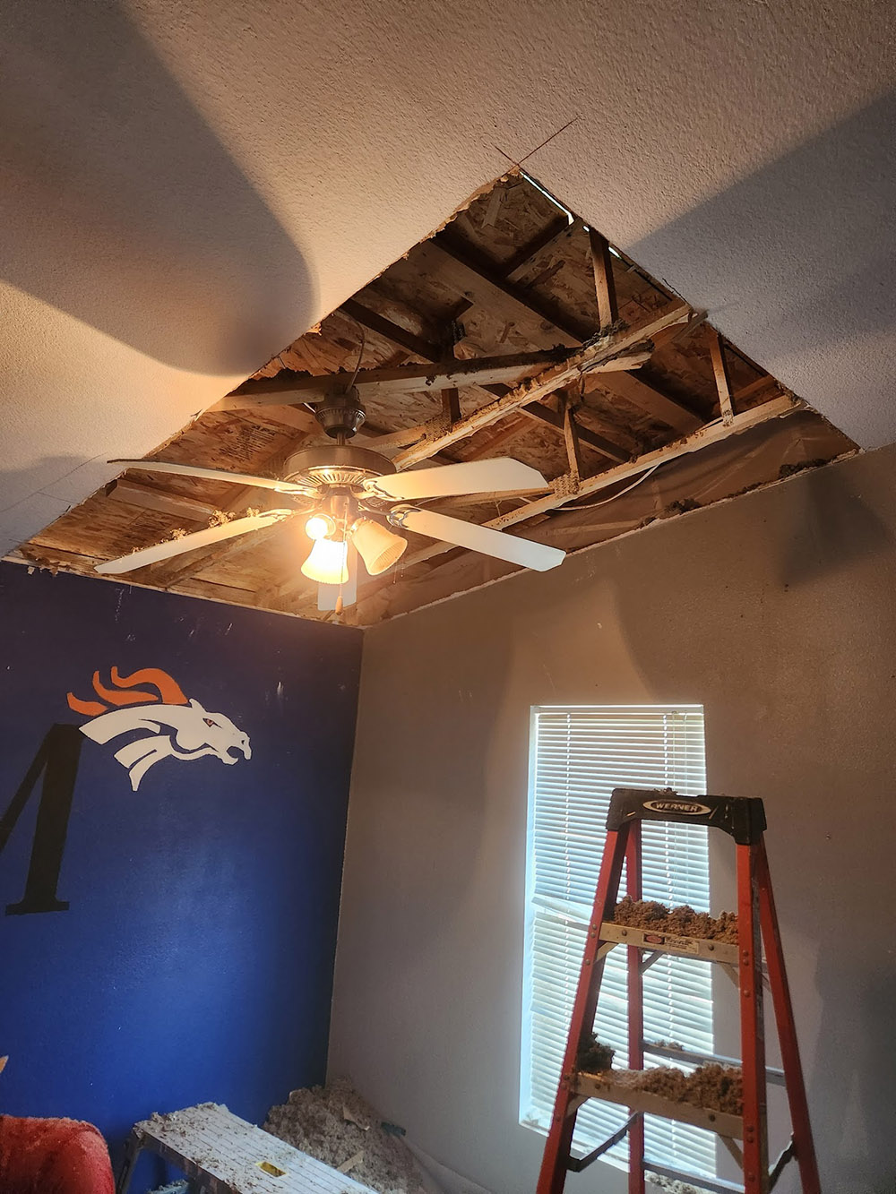 Water damage cleanup services Safford AZ - Disaster Masters Restoration